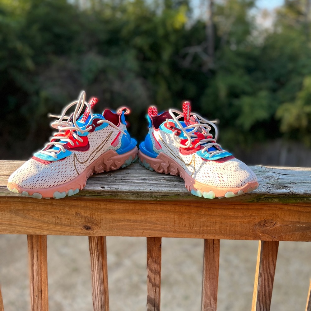 NIKE REACT VISION “Desert Oasis” size 9 w/ box